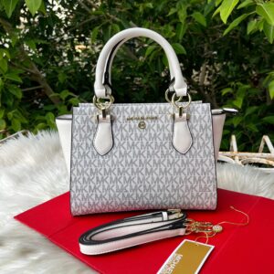 Michael Kors - Master Quality Handbag