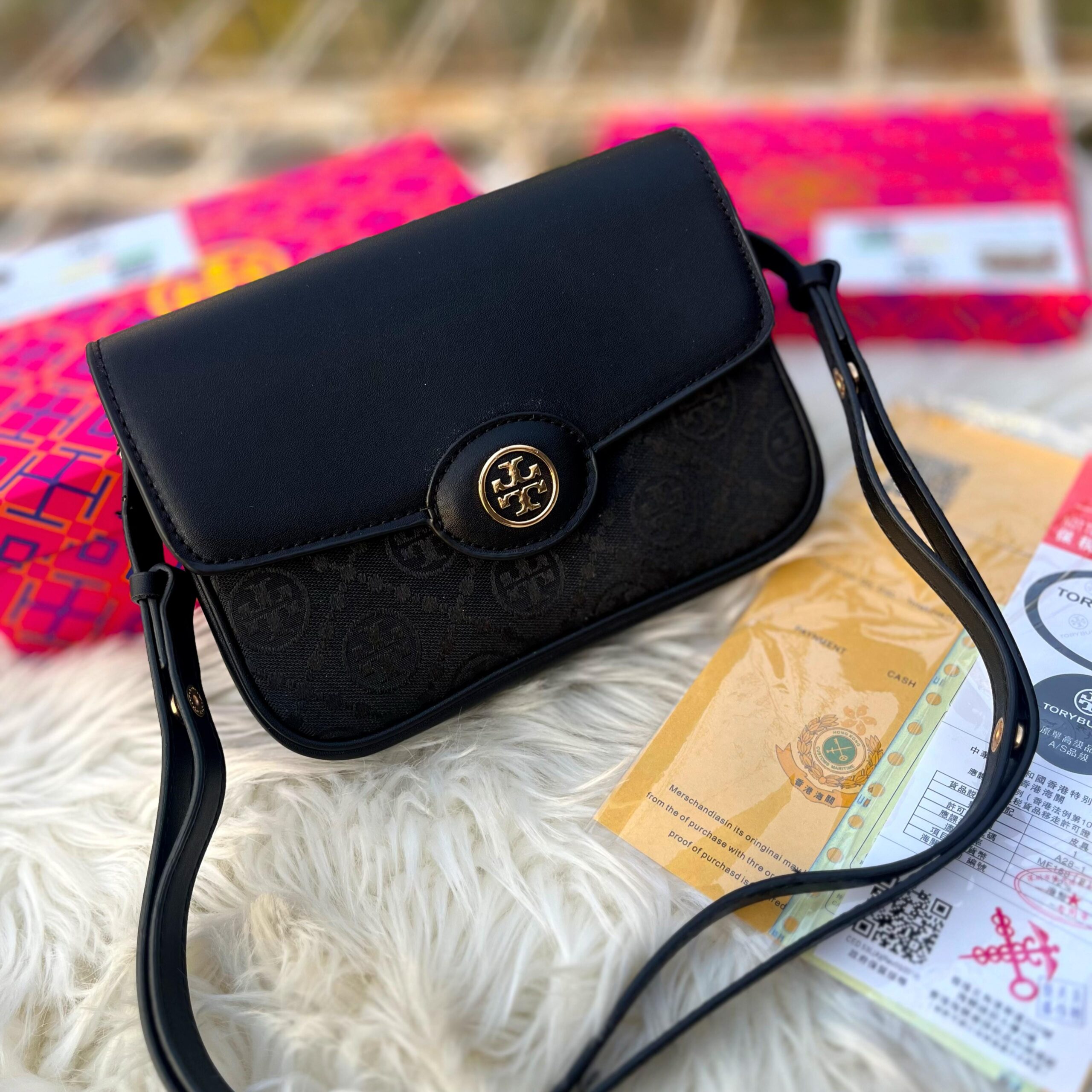 Tory Burch Crossbody Bag – Black